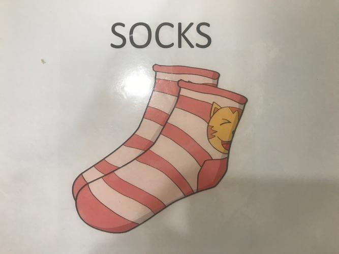 袜子的英语怎么读的相关图片